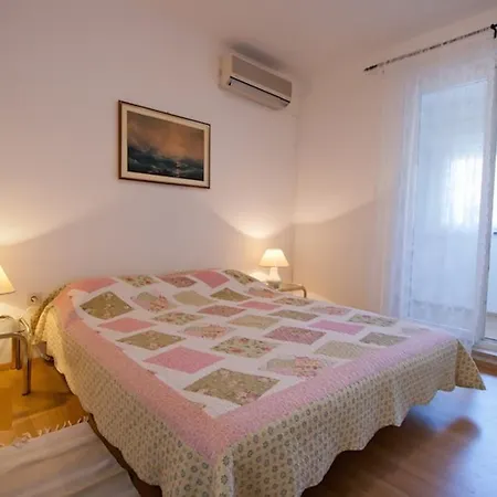 Apartman Parenzana *