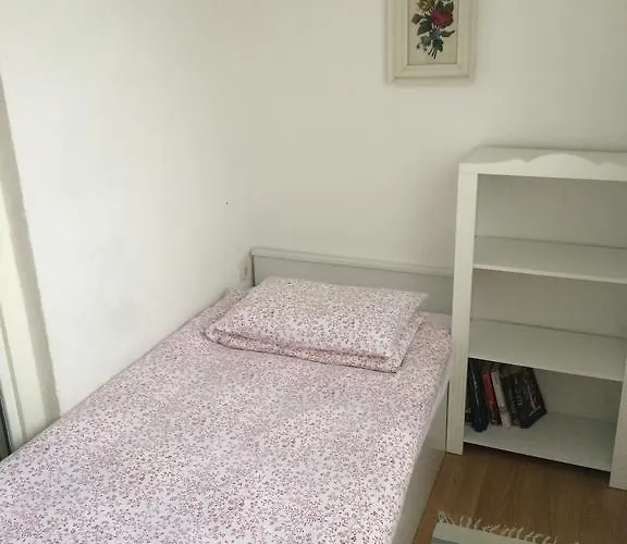Parenzana Apartman *
